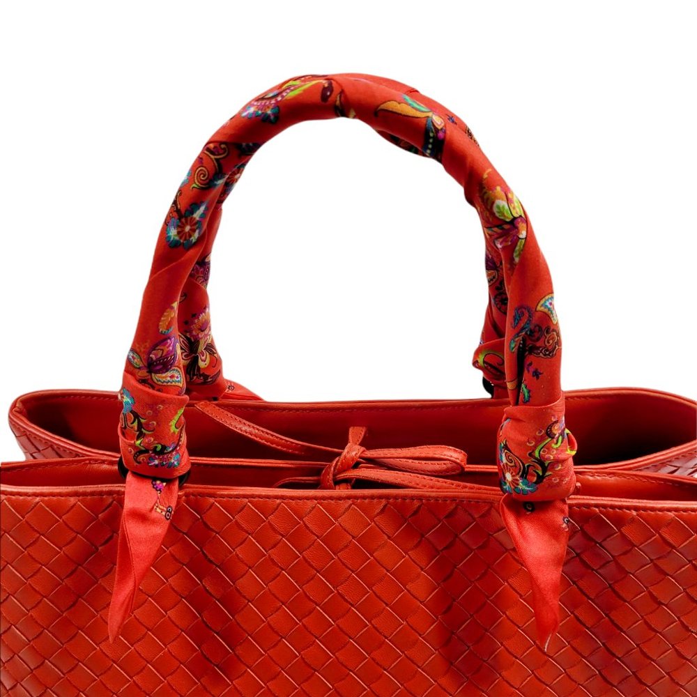 Bottega Veneta Red Intrecciato Woven Leather Tote Bag - Picture 3 of 11